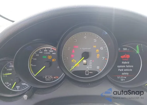 2017 Porsche Cayenne E-Hybrid S Platinum Edition из США, поврежденный, VIN WP1AE2A21HLA68334